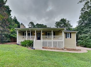 131 Village Ct, Woodstock, GA 30188