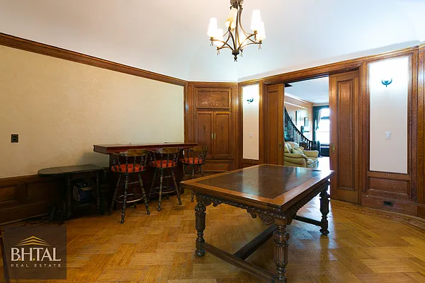 Sold by B.H. TAL Real Estate | media 3