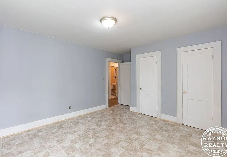 617 & 619 Midway St #619 — Photo 14