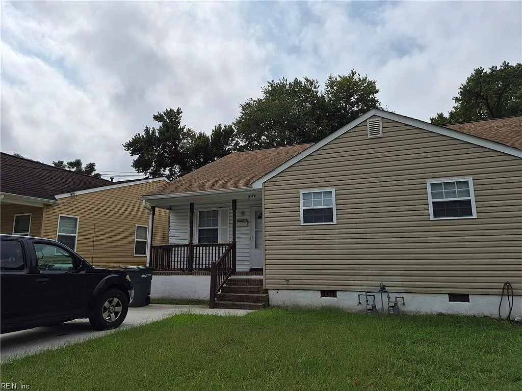 817 Pocahontas PL — Photo 1