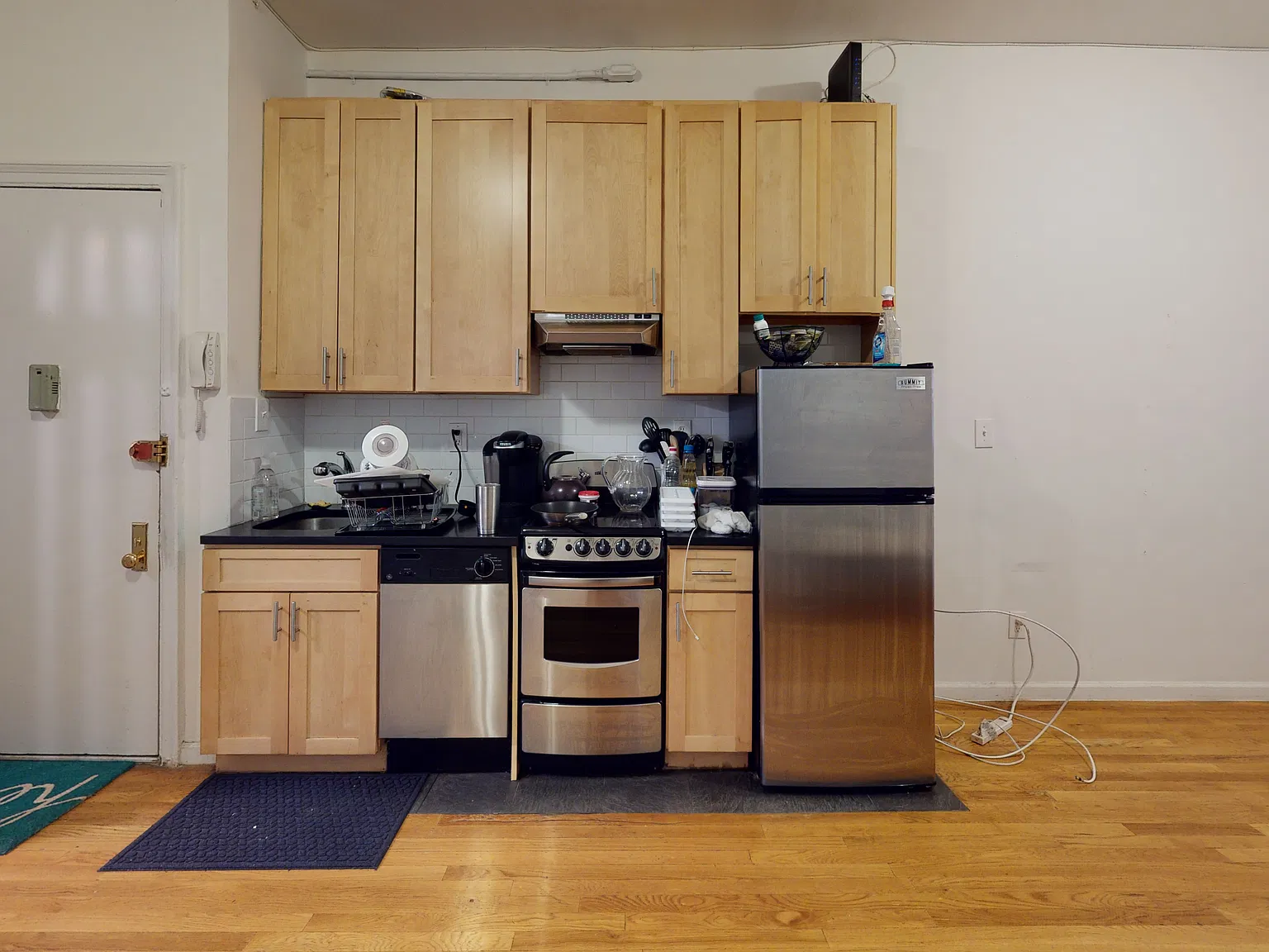 441 West 51st Street — Photo 4