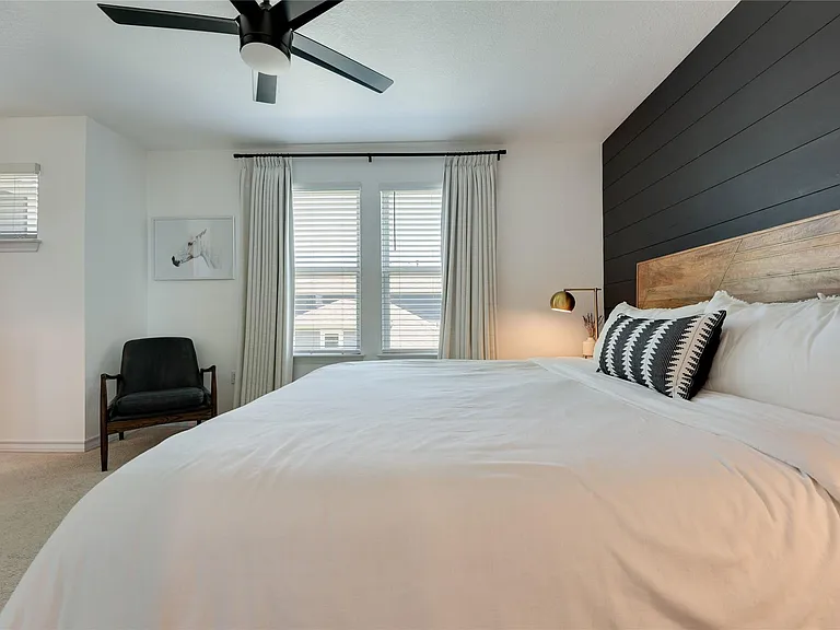 5215 Golden Canary Ln — Photo 16