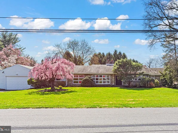 1625 Mitchell Rd, Harrisburg, PA 17110