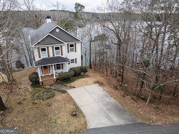 2nd image of 265 Shoreline Dr