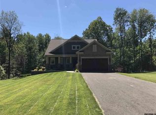 9 Burnham Rd, Wilton, NY 12831