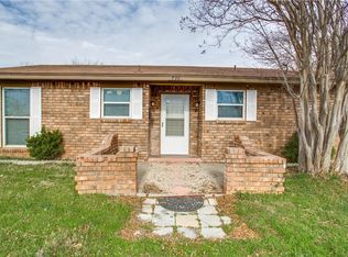 736 Lynnewood Ave, Burleson, TX 76028