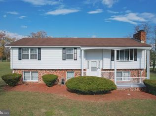445 Shickle Ln, Inwood, WV 25428