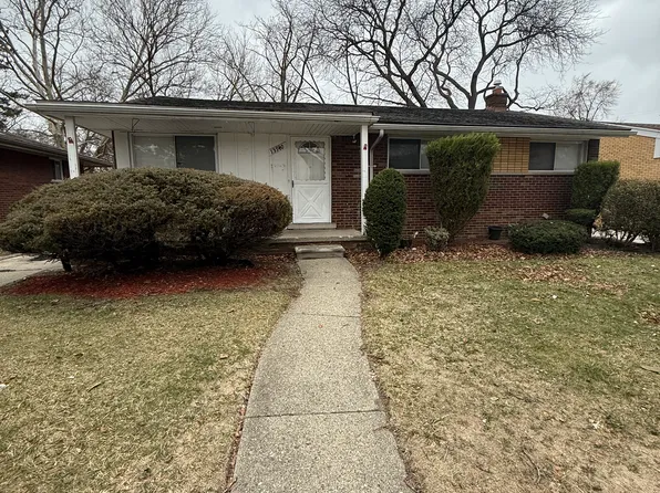 13740 Pearson St, Oak Park, MI 48237