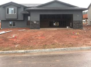 2513 Meadows Dr, Sturgis, SD 57785