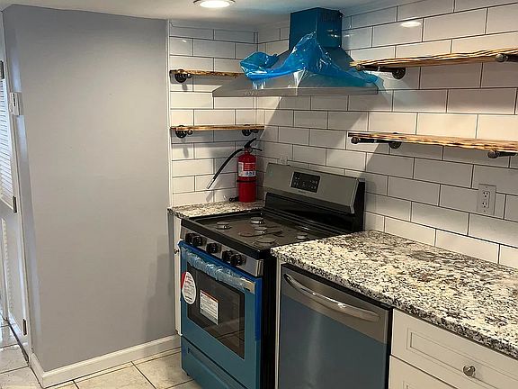 4th image of 81 Wales Ave APT A