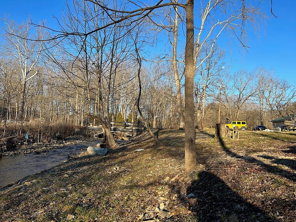 1st image of 159 Freeland Ave