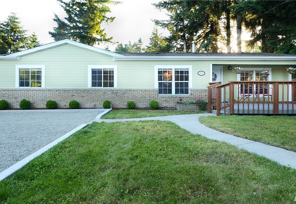 1st image of 2829 Bonavista Dr SW