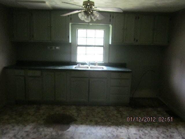 2nd image of 874 Ingram Rd