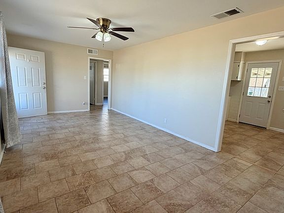 5th image of 2434 Beechwood St