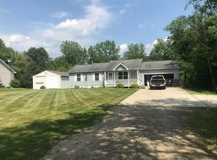 2070 Indian Rd, Lapeer, MI 48446