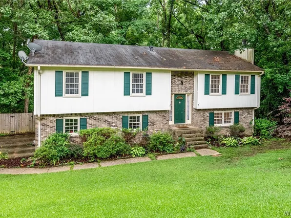 2005 Dover Bay Ct, Northport, AL 35473