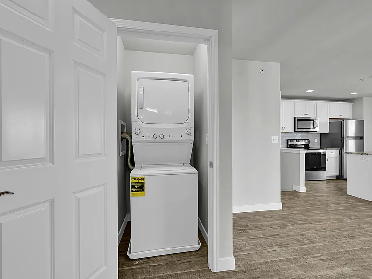 Photos and Floorplan are of a similar unit. Actual unit is 2nd floor and vary's slightly in layout.