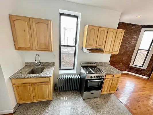 Rented by EXIT Realty Premium | media 5