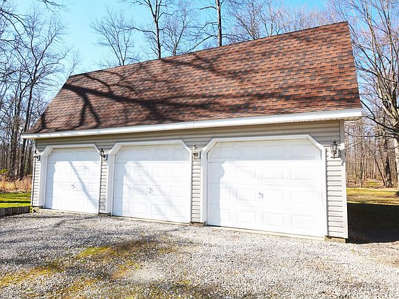 2nd image of 4983 Township Road 179