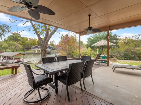 1304 Villa Bay Dr, Tool, TX 75143