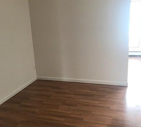 2nd image of 13728 Centreville St #2
