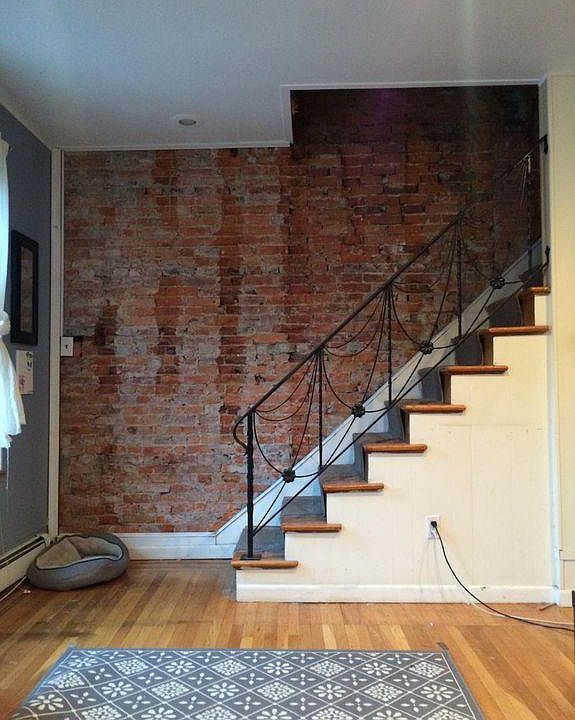 1st image of 2401 Lombard St #A