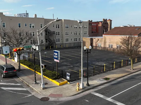 1129 Pacific Ave, Atlantic City, NJ 08401