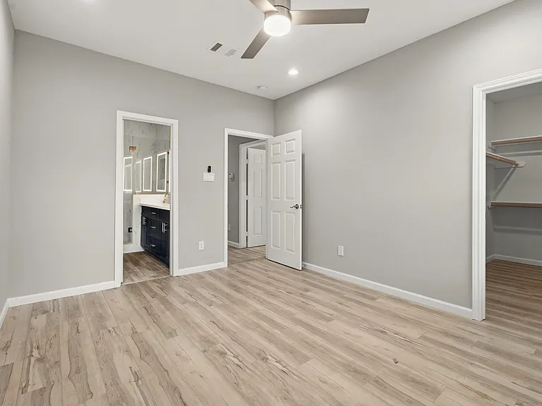 5941 Southlea St — Photo 9