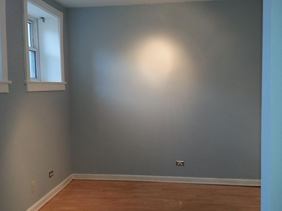 3rd image of 5038 N Winthrop Ave APT G1