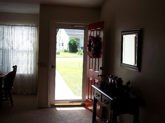 5th image of 715 SE Rosewood Cir