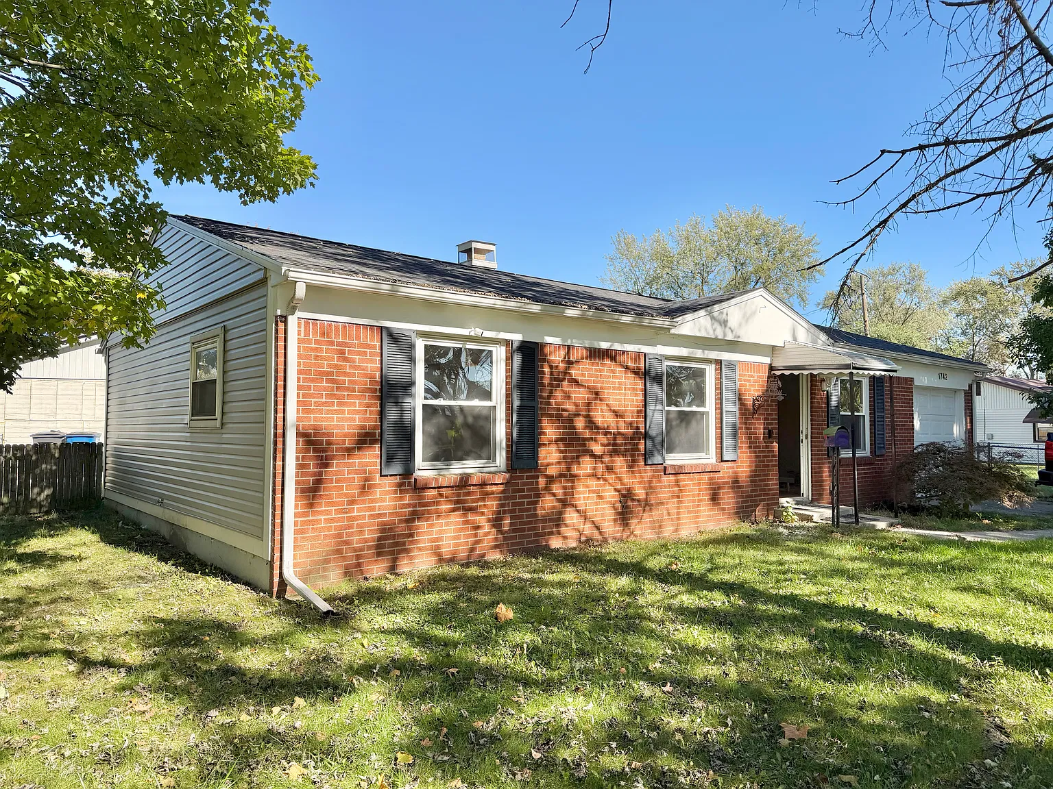 3 bed, 925 sqft, $1,500 — Photo 2