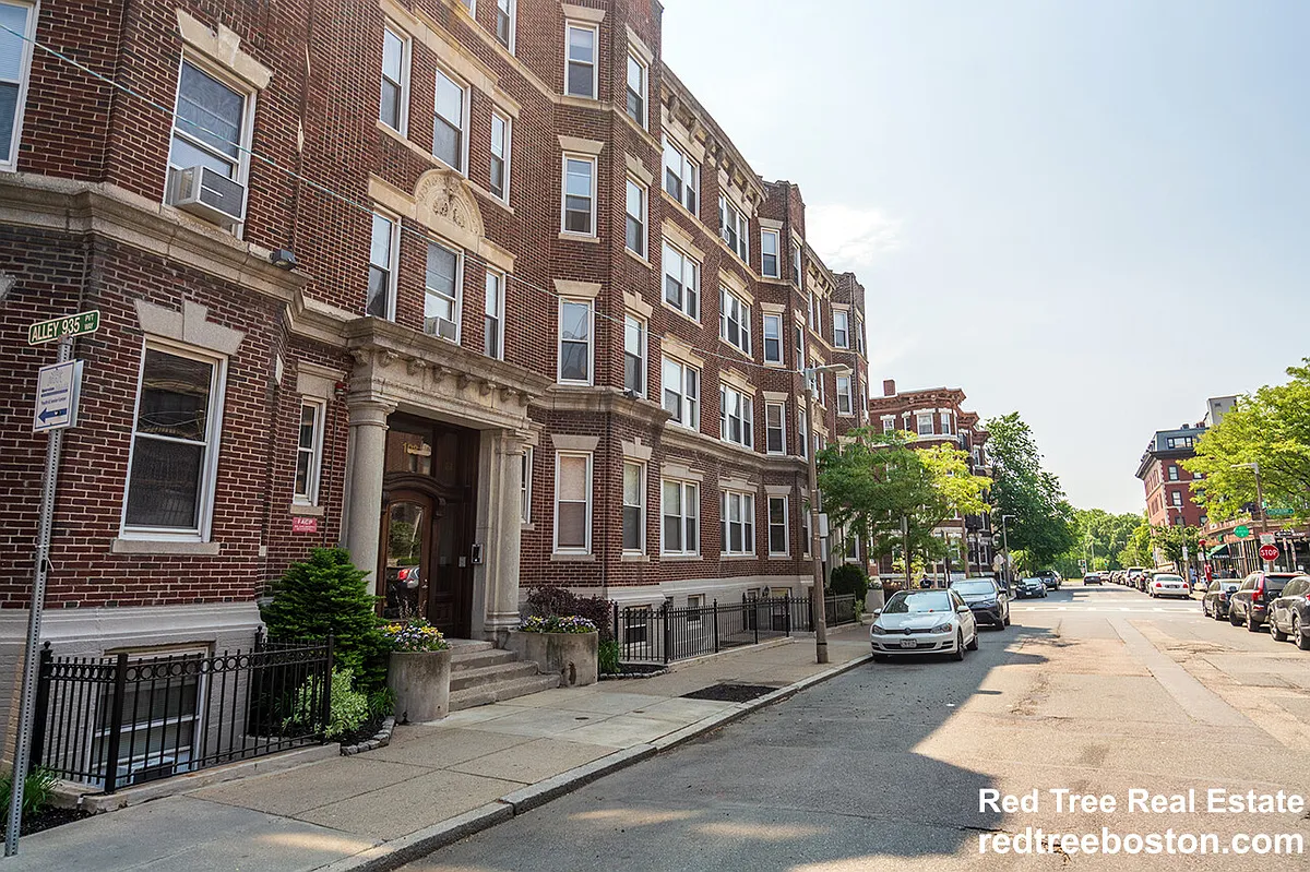 Building Photo - 108 Jersey St #9