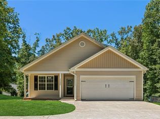 1130 Roundtop Rd, Ellijay, GA 30540