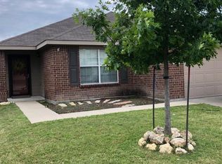 8813 Moon Rise Ct, Fort Worth, TX 76244