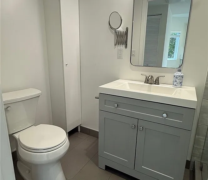 9353 Crystal View Dr — Photo 4