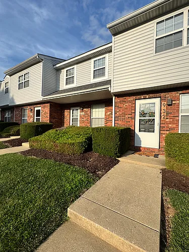 932 Georgetowne Dr #O Photo 1
