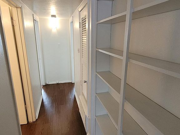 5th image of 307 E 31st St APT 109
