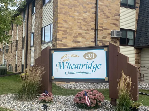 201 Fisher Ave APT 36, Crookston, MN 56716