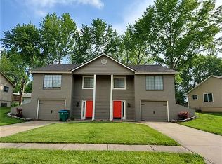 319 NW Gibson Rd, Lees Summit, MO 64063