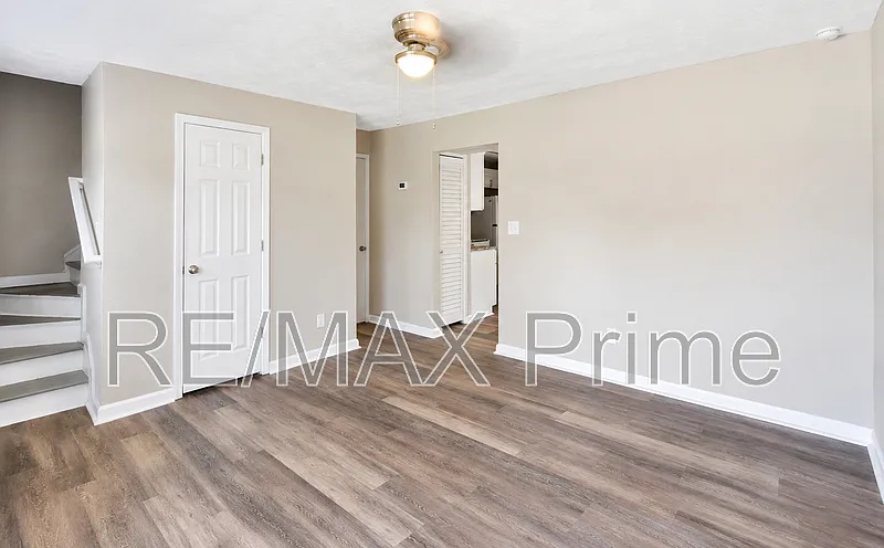 3 bed, 1.5 bath, 1120 sqft, $1,695 — Photo 4