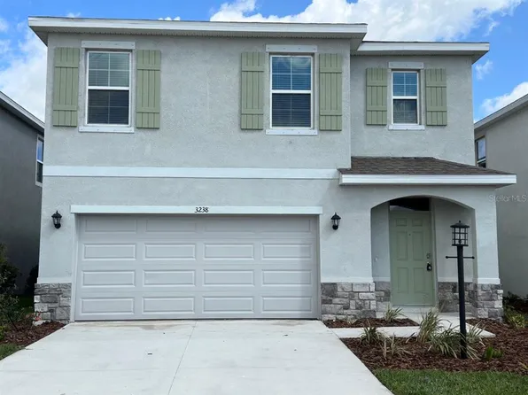 3238 Hilltop Cir, Lakewood Ranch, FL 34211