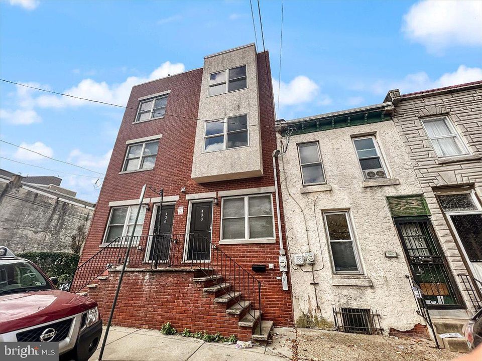 1st image of 438 N Sloan St