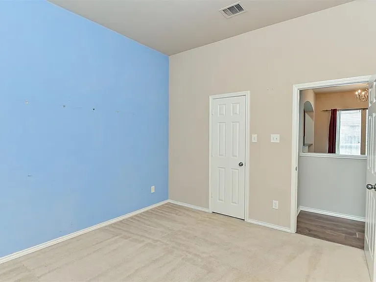 2106 Castle Gardens Ln — Photo 18