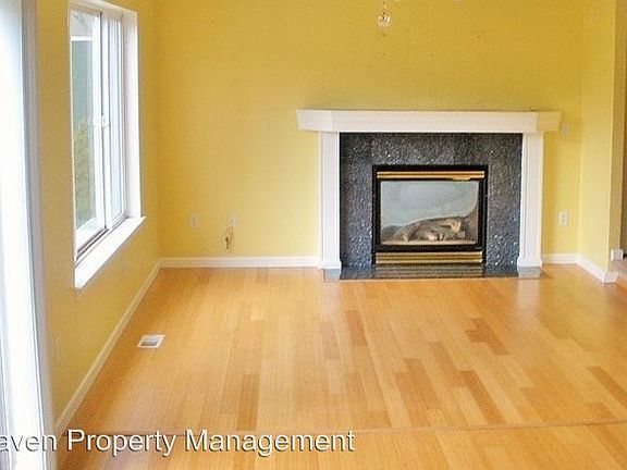 5th image of 1228 130th St E