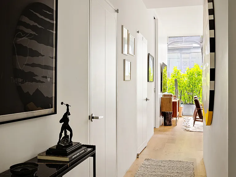325 W Bay #3C — Photo 10