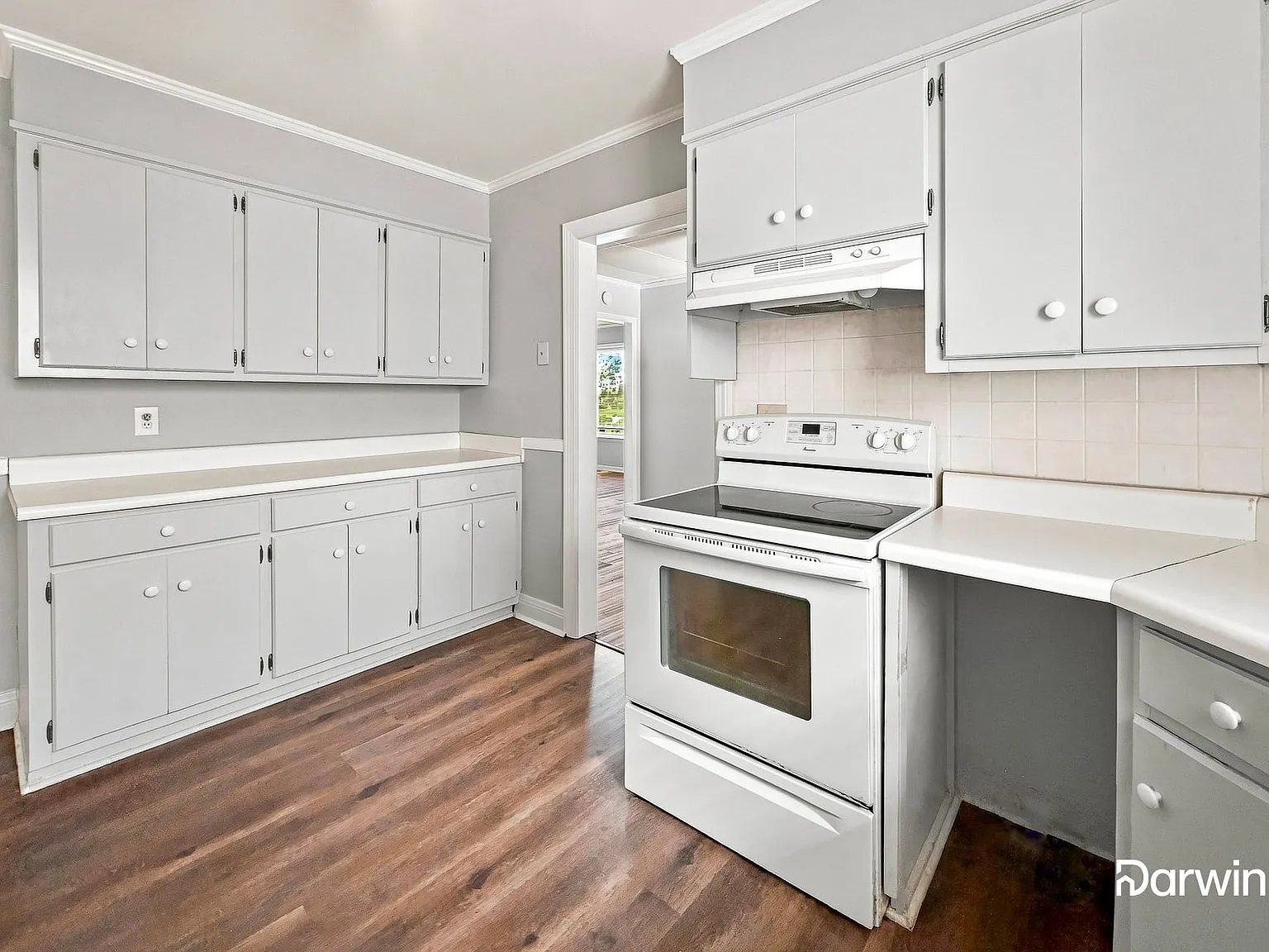 4 bed, 3.0 bath, 3259 sqft, $2,600 — Photo 2