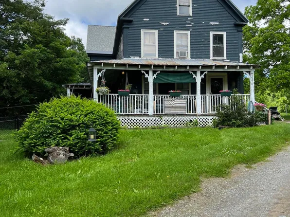 565 Manchester Road, Belgrade, ME 04917