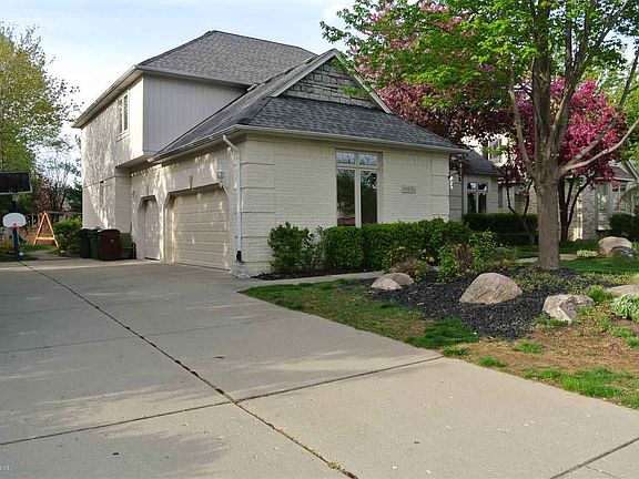 2nd image of 14661 Sparrow Dr