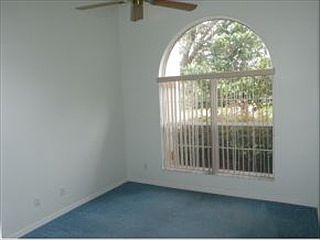 4th image of 691 E Knightsbridge Pl