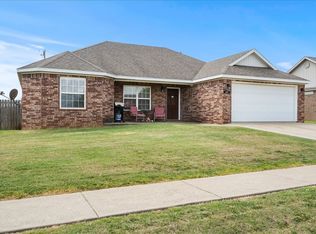 403 Cherry St, Pea Ridge, AR 72751